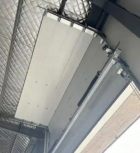 工业提升门